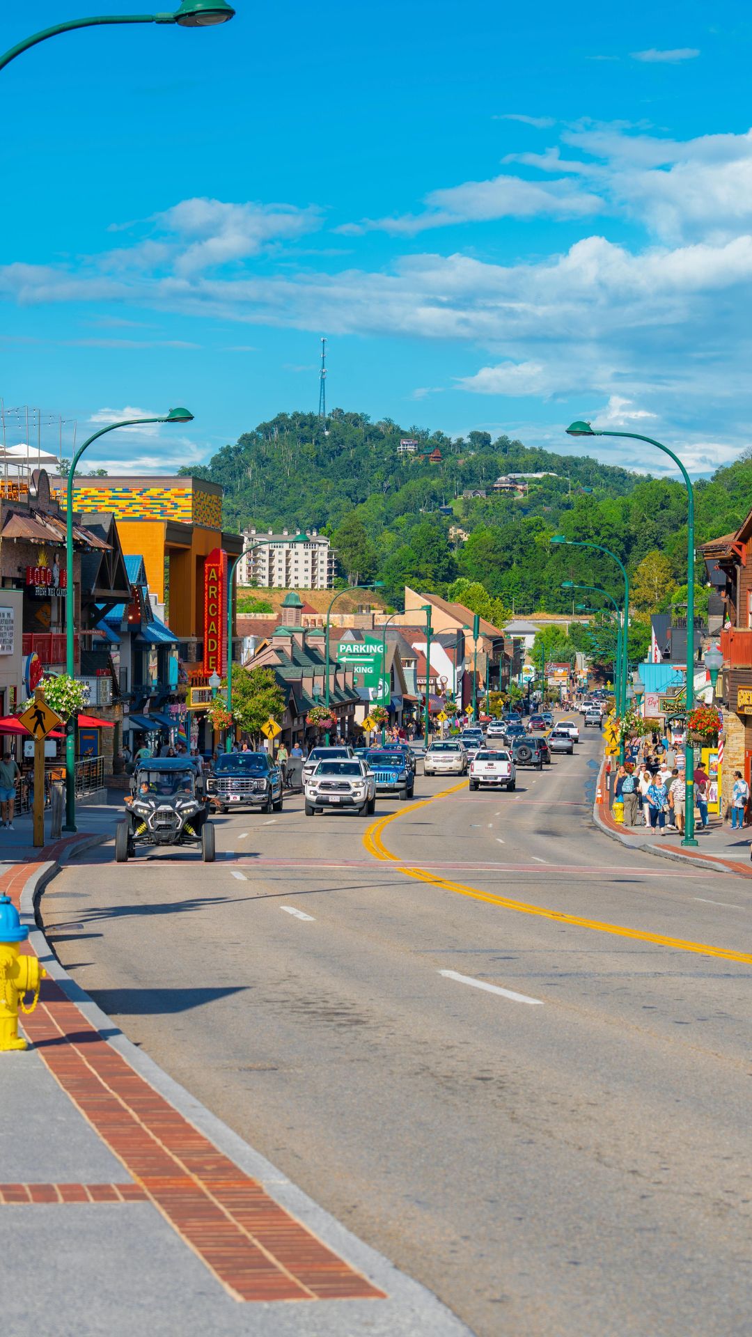 Gatlinburg downtown attractions - partner with Mountain Mama Pass to reach vacation rental guests in Smoky Mountains